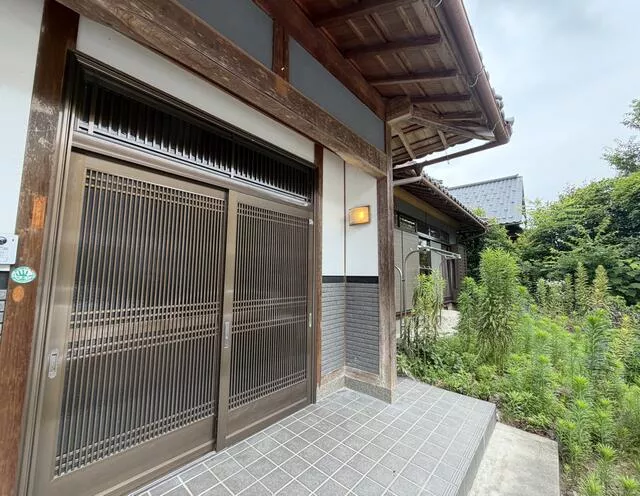 Fukuchiyama City, Ato (Fukuchiyama City Hospital Entrance Station) 2-story building 7SLDK