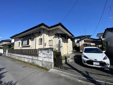 Used single-family home Iwaki City Jiyugaoka Land included Detached house