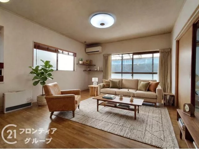 【Immediate viewing available! Two-sided lighting♪】All rooms come with storage for a tidy space♪
