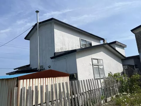 Kushiro City, Harutori 2-chome (Kushiro Station) 2-story building 3DK