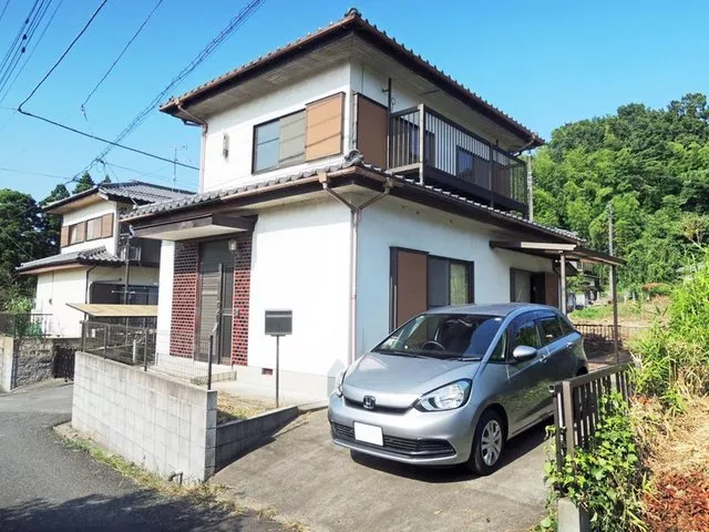 Egota (Kazusa Ushiku Station) 6 million yen