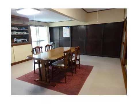 A charming old folk house built on a vast site of approximately 468 tsubo! - Image 2
