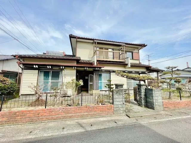 Niihama City, Joushikamachi (Niihama Station) 2-story building 7DK