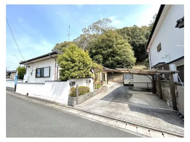 [Viewing event held] Current sale until April 15 / Single-story / New earthquake resistance compliant / Parking for 3 cars available / Iki