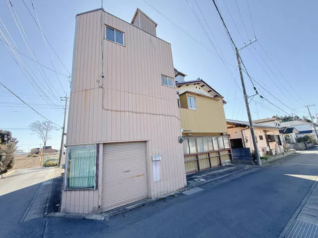 2F 7DK in Sakumon-cho, Mito-city (Mito Sta.)

1,880,000 yen