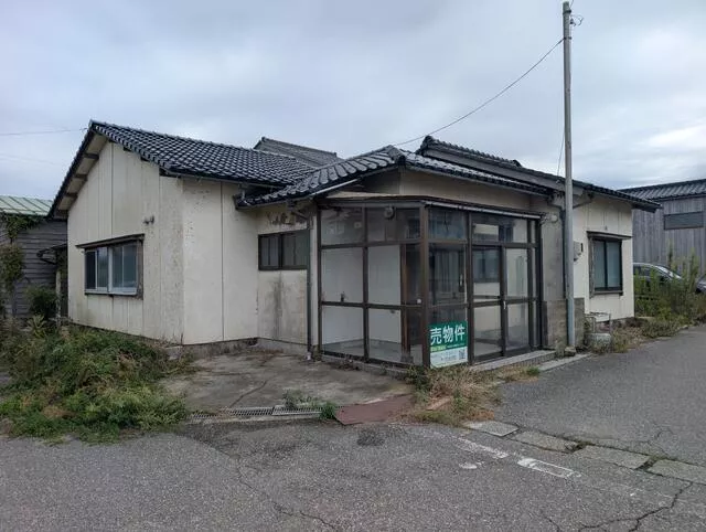 Komatsu City, Ataka Town (Komatsu Station), single-story building, 2SLDK