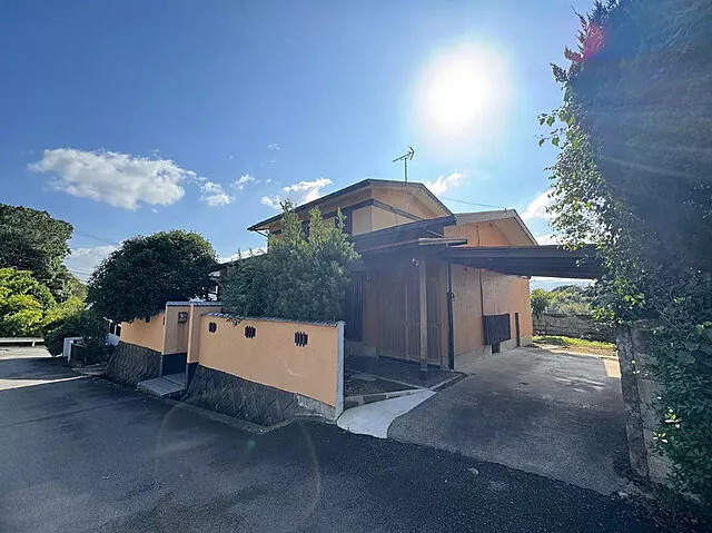 Used single-family home in Kokubunji Town, Takamatsu City, Fukuie