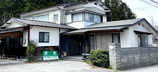 Used single-family home, 10 minutes on foot from Aizu-Tajima Station on the Aizu Railway