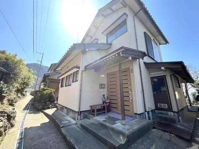 Takai Real Estate ☆ Two-family house possible! An ocean view awaits you!