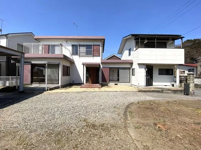 A detached house in Sakura City, Kusakawa with a layout of 3LDK + 2DK (can be changed to 4LDK + 2DK)