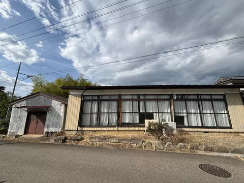 Koriyama City, Miho Town, Tomioka, Minamimori (Asaka Nagamori Station) Single-story building 5DK