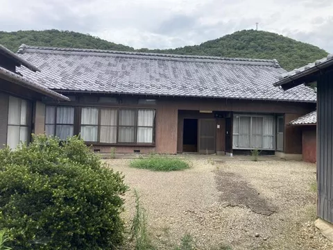 Gifu City, Iwataki Higashi 1-chome, single-story building, 7DK