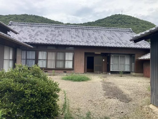Gifu City, Iwataki Higashi 1-chome, single-story building, 7DK