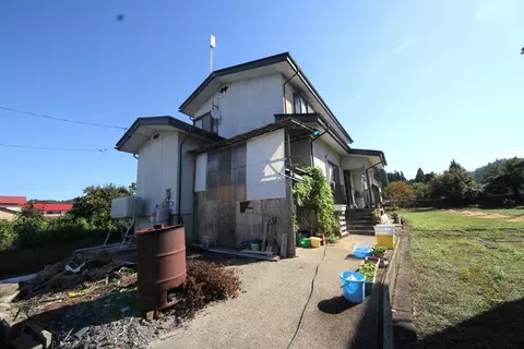 Murayama City Oaza Habuta (Sodezaki Station) 2-story 8DK