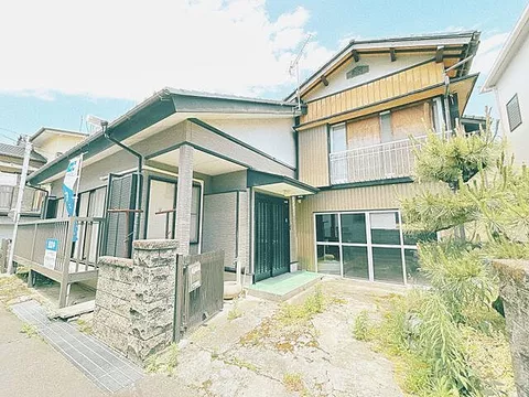 Used single-family home in Nakamaru, Fuji City