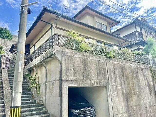 Used single-family home in 3-chome, Atoda Town