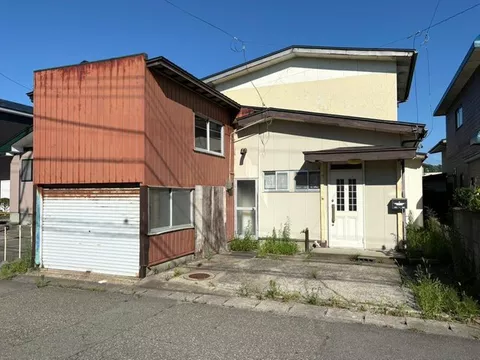 Currently rented, but scheduled to vacate by the end of June.
