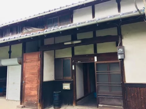 Buzen City, Oaza Koinumaru (Mikemon Station) Single-story building 4DK