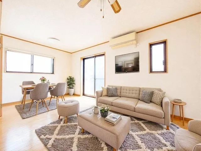 【Spacious design with all rooms over 6 tatami mats + Immediate viewing available!】Includes storage room with ample storage space!