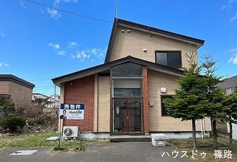 Used single-family home in Ishikari City, Hanakawa Kita 2-jo 2-chome