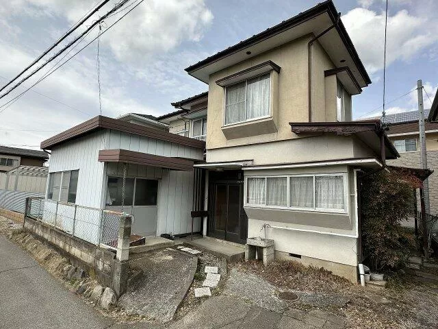 2-story building, 6DK in Okaya City, Nagachi Shibamiya 1-chome (Shimosuwa Station)