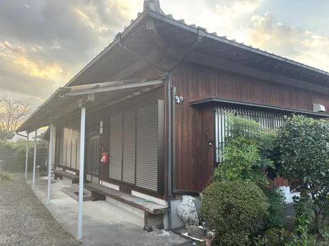 Ebino City, Oaza Mizuru (Kyomachi Onsen Station) Single-story building 3LDK