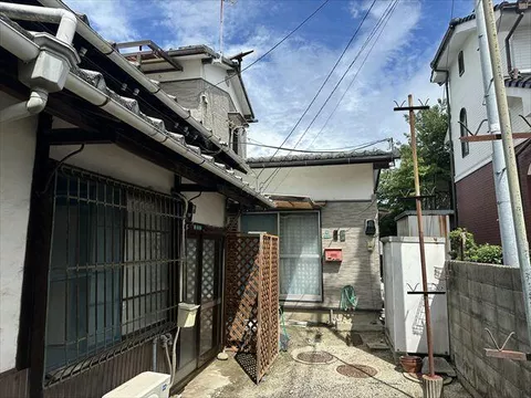 Matsuyama City, Gion Town (Ishite River Park Station) 2-story 4DK