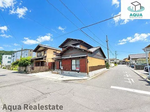 Used single-family home JR Yosan Line Kōsai Station 4 minutes on foot