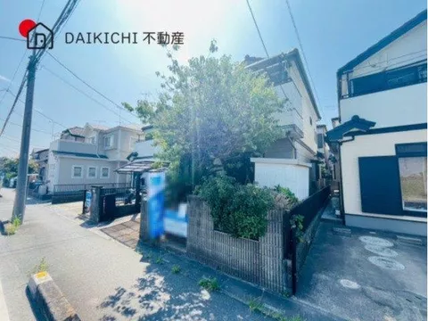 Southeast facing with two sides of sunlight, good sunlight and ventilation ♪ All rooms have storage for a tidy living environment!