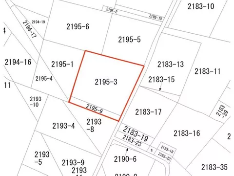 Land area over 100 tsubo! Convenient location for living! Urban gas and public sewer area♪ - Image 2