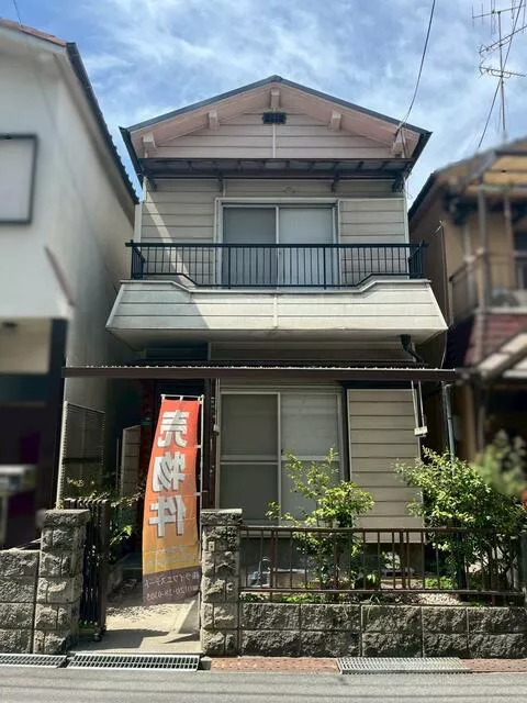 Hirakata City, Nagao Kagu-machi 2-chome (Nagao Station) 2-story building 3DK