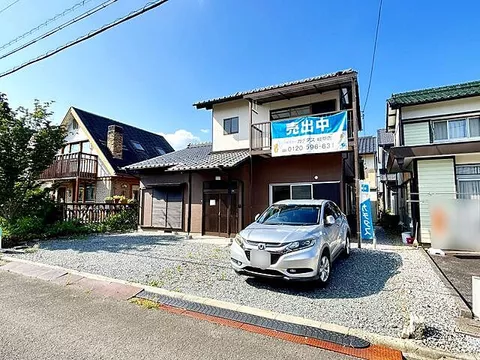 Used single-family home in Sakuraoka 3-chome, Mino City