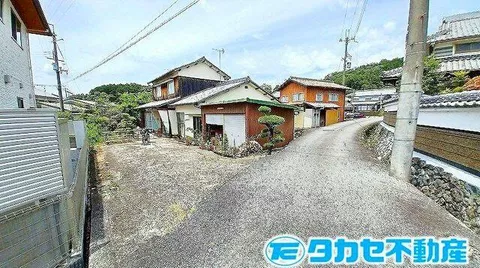 Onuki, Fukuzaki-cho, Kanzaki-gun (Hojocho station) 2F studio

1,800,000 yen