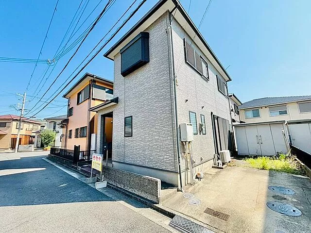 Used single-family home, Umehara house