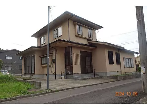 Used single-family home, 3.2 km from JR Uetsu Main Line Ugo-Kameda Station