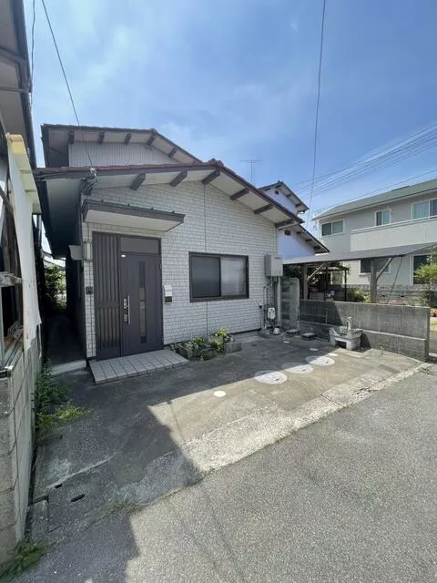 Marugame City, Yamakita Town (Marugame Station), 2-story building, 4DK