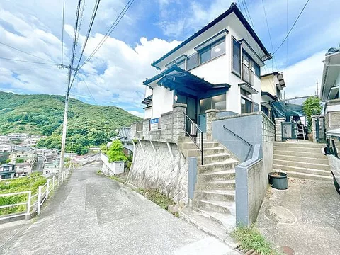 Used single-family home in Kanebori-cho, Nagasaki City