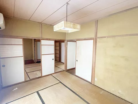 Sabae City, Shimono-ta Town (Sabae Station), 2-story, 4DK - Image 1
