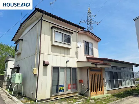 Hachinohe-shi, Hachinohe Oaza Tamukai Aza Dan-no Hira 2F 9DK

3.5 million yen