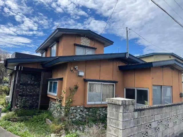 Izumimachi (Kuroishi Station) 2 million yen