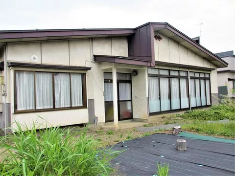Oaza Toriage 3 (Hirosaki Higashi High School Mae Station) 11 million yen