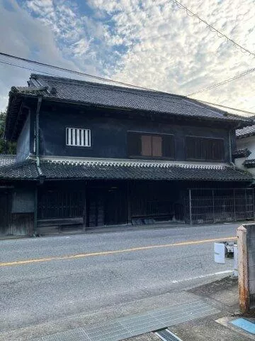 Yoshino-gun Oyodo-cho Oaza Niino (Rokuta Station) 2-story 3LDK
