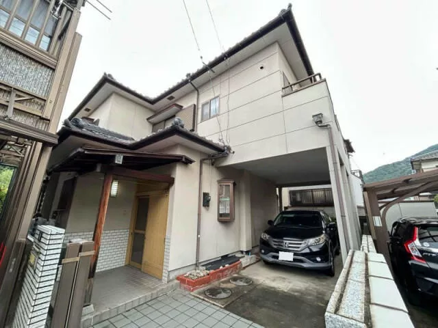Sakade City, Kasashiji Town (Sakade Station) 2-story 5LDK