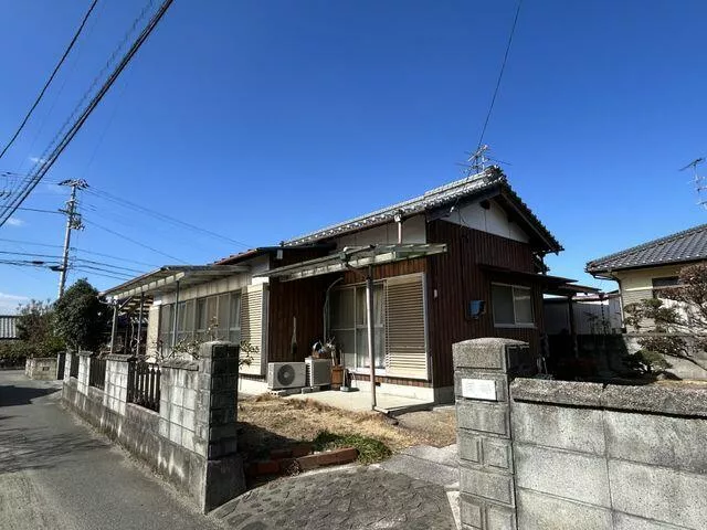 Niihama City Funaki (Niihama Station) Single-story building 3DK