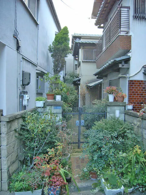 Higashi Osaka City, Takai-da Motomachi 2-chome (Kawachi Eiwa Station), 2-story building, 5DK