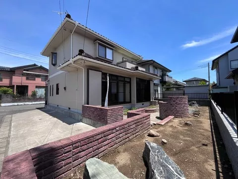Open today! Welcome to view now! We can arrange viewings for properties listed by other companies as well. - Image 3
