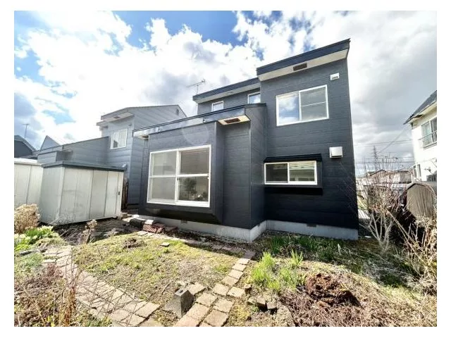 [Open House Held] [Currently Under Renovation] 4SLDK on a 55-tsubo lot and a 30-tsubo building.