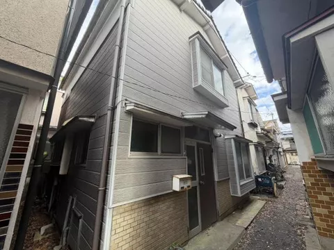 2-chome, Gyotoku, Tottori-shi, Tottori (Tottori station) 2F 4SK

1.9 million yen