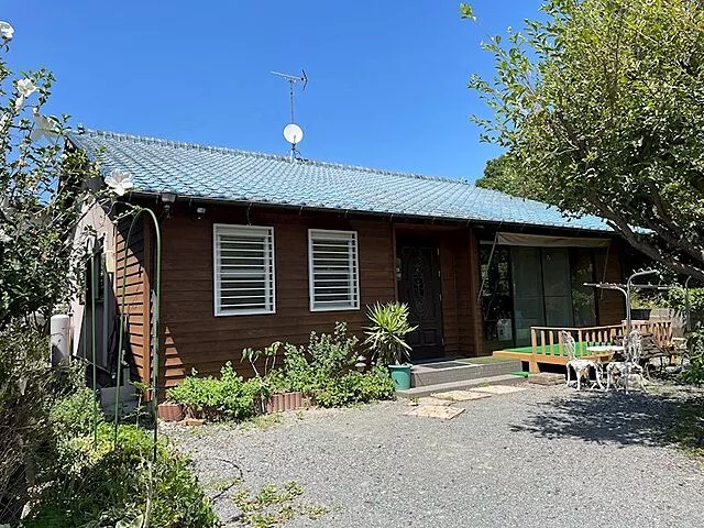 Used single-family home in Tsuda 2-chome