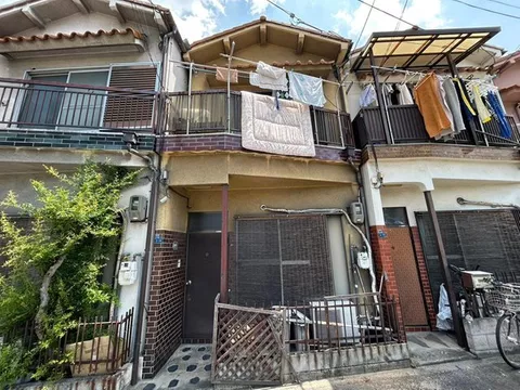 This is a house directly from our company♪◆The front road is wide, and it has good sunlight, making it great for first-time investment